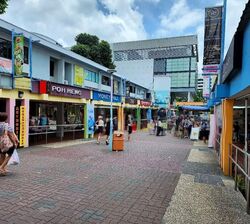 Ang Mo Kio Avenue 8 (D20), Shop House #573914401